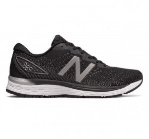 New Balance 880v9 Black & White